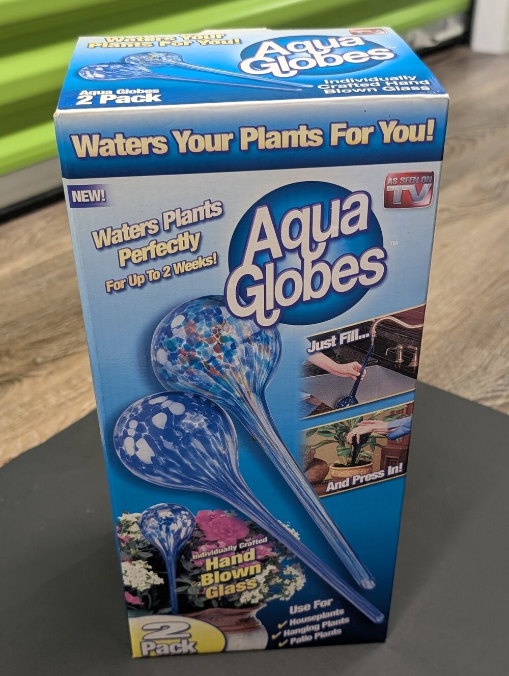 Vintage Aqua Globes 2-Pack Hand Blown Glass Plant Watering Globes NIB Flawless